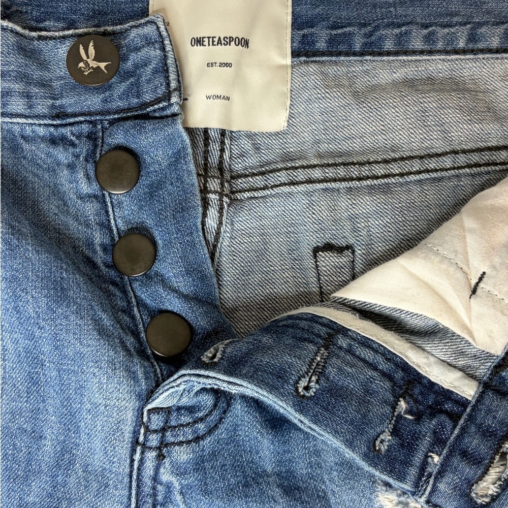 One Teaspoon FRANKIES Frayed Hem/Button Fly Blue Jean Denim Shorts/29 - Picture 2 of 16